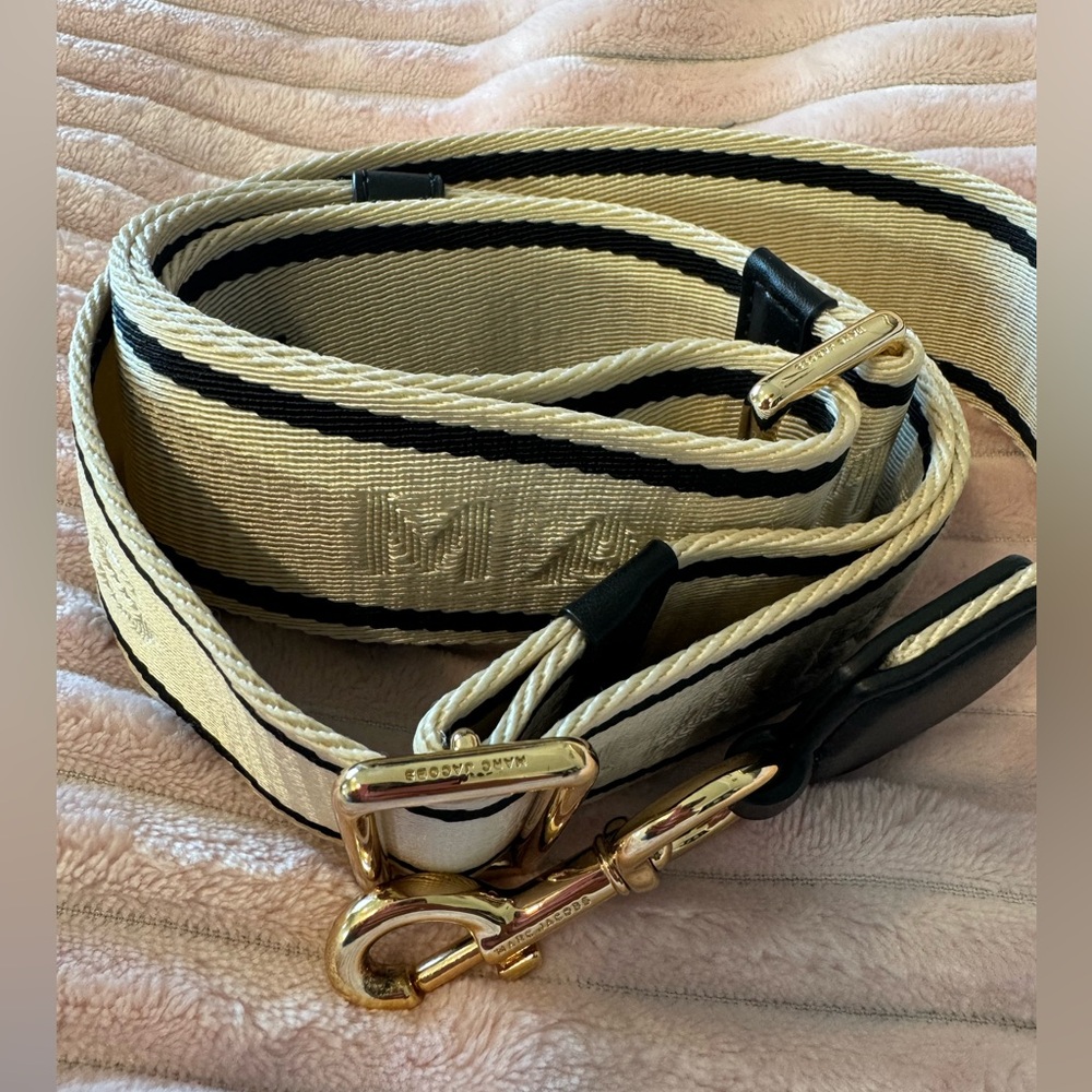 Marc Jacobs THE
LOGO WEBBING STRAP